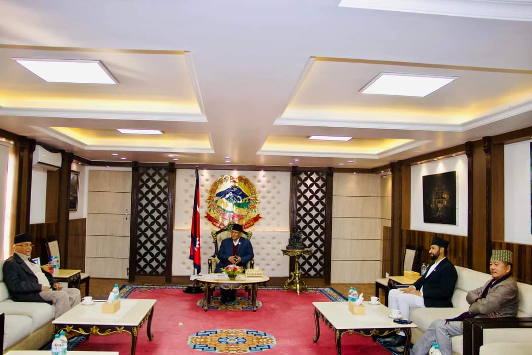 गठबन्धन लाभका पद भागवण्डाको छलफलमा जुट्यो