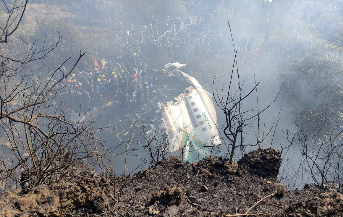 विमान दुर्घटनामा अझै तीनजना बेपत्ता/खोजीकार्य जारी