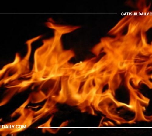भारतको झारखण्ड जिल्लाको एउटा पटाका पसलमा आगलागी हुँदा ५ जनाको मृत्यु
