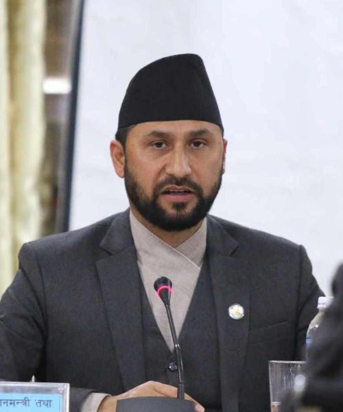 ‘ठूलो भ्रष्टाचारीलाई पक्रन्छु ,सप्राइज कुरेर बस्नु होला’: गृहमन्त्री लामिछाने