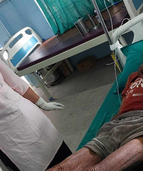 छोराबुहारीले वनमा छोडेका वृद्धको उद्धार