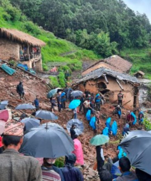 जाजरकोटमा पहिरो- वडा सदस्य प्रेम कुमारी सहित उनका श्रीमान पुरिए, छोरीको घाईते अवस्थामा उद्धार