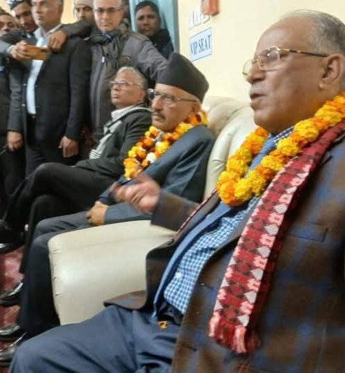 मधेश ओर्लिएका प्रचण्डको उपेन्द्र यादवलाई सुझाव : अध्यादेशलाई समर्थन नगर्नुहोस्