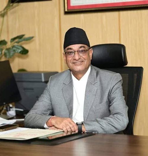 प्रहरीमाथि हातपात गर्नेलाई कारबाहीको दायरामा ल्याउन गृहमन्त्री लेखकको निर्देशन