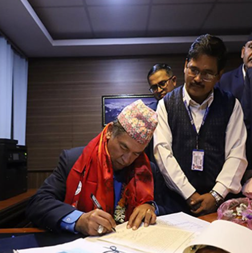 उद्योगीसँग लिनुपर्ने बक्यौता तत्काल असुल गर्ने प्रक्रिया अगाडि बढाउने छु: हितेन्द्रदेव शाक्य
