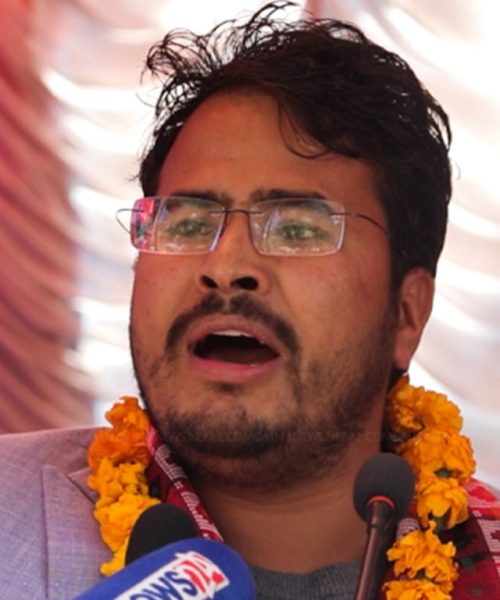 चैत १५ गते भाटभटेनीमा चोरी गर्ने र तीनकुनेमा आगो लगाउने पूर्वमाओवादी रहेको शाहीको आरोप