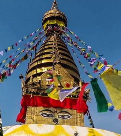 स्वयम्भूनाथ क्षेत्रमा बौद्धमार्गीको घुइँचो, बुद्धको अस्तुधातु दर्शनका लागि राखियो