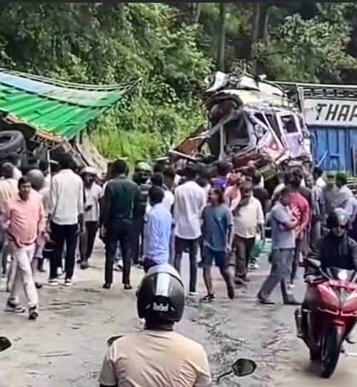 हेटौँडामा कोइला बोकेको ट्रक दुर्घटना: चालकको मृत्यु, सहचालक घाइते